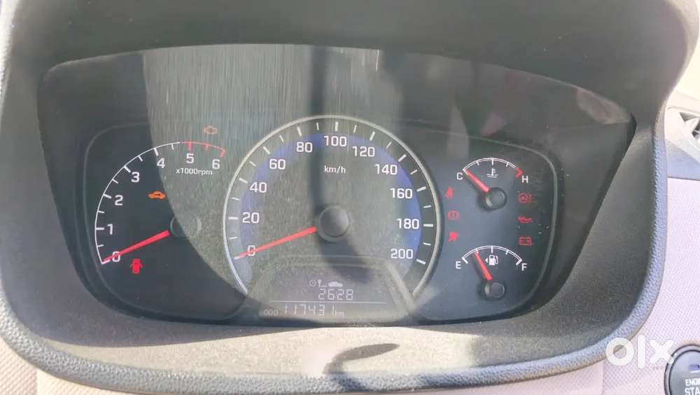 Hyundai Xcent 2015 Diesel Well Maintained