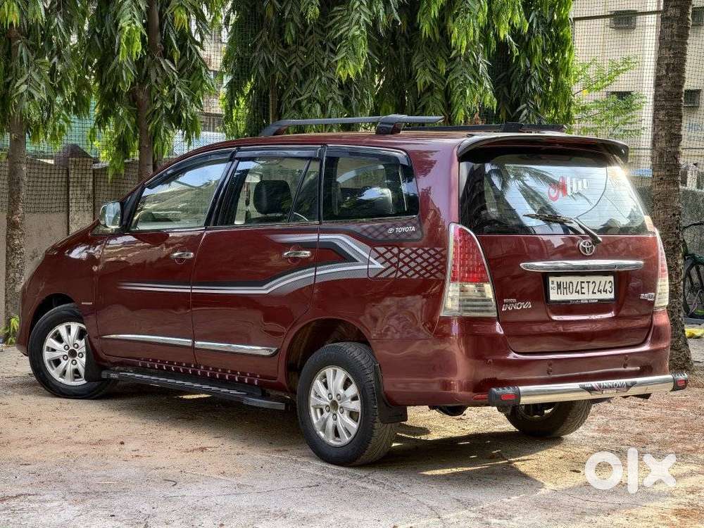 Toyota Innova 2.5 Vx 8 Str Bs-iii, 2011, Diesel