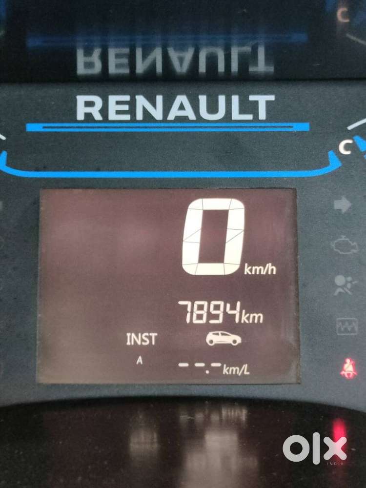 Renault Triber, 2022, Petrol