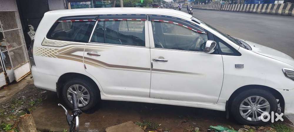 Toyota Innova 2.5 G (diesel) 8 Seater, 2012