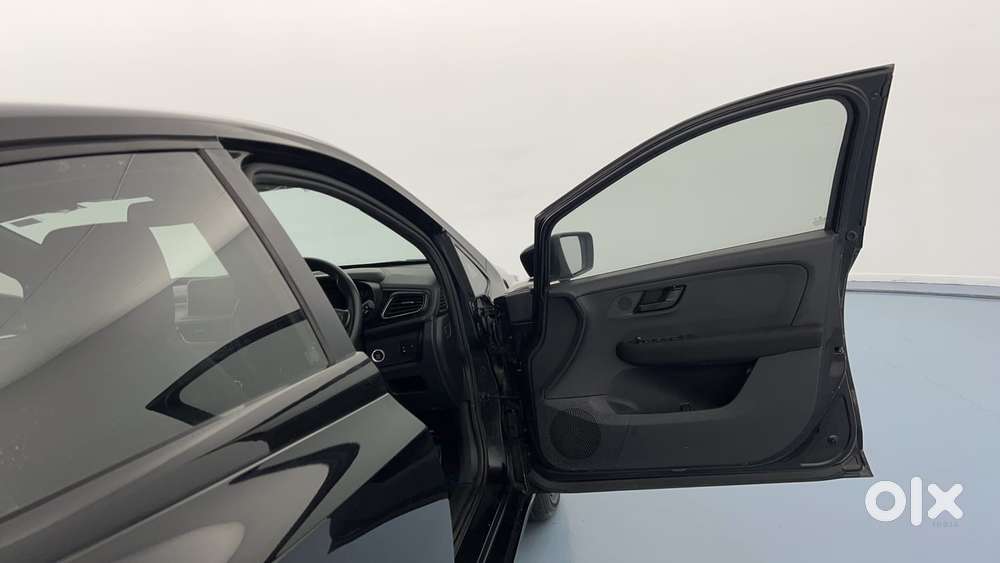 Tata Altroz Xz Plus (s) Dark Edition Diesel, 2024, Diesel