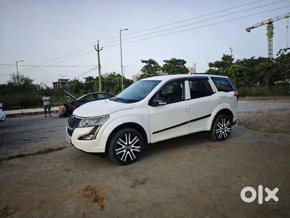 Mahindra Xuv500 Diesel 2019 1st Owner