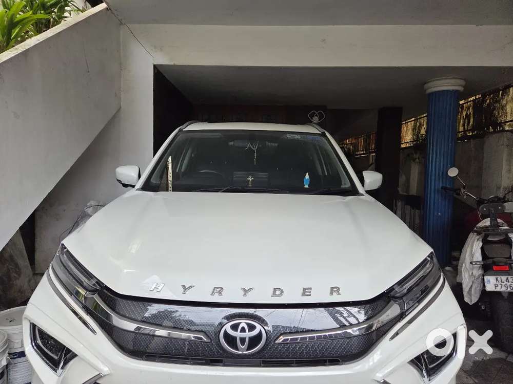 Toyota Urban Cruiser Hyryder 2025 Petrol 11600 Km Driven