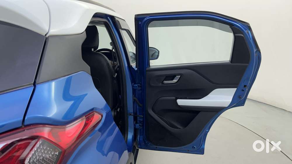 Tata Punch 1.2 Revotron Creative Dual Tone, 2022, Petrol