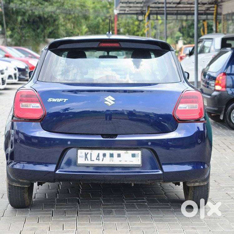 Maruti Suzuki Swift 1.2 Vxi (o), 2022, Petrol