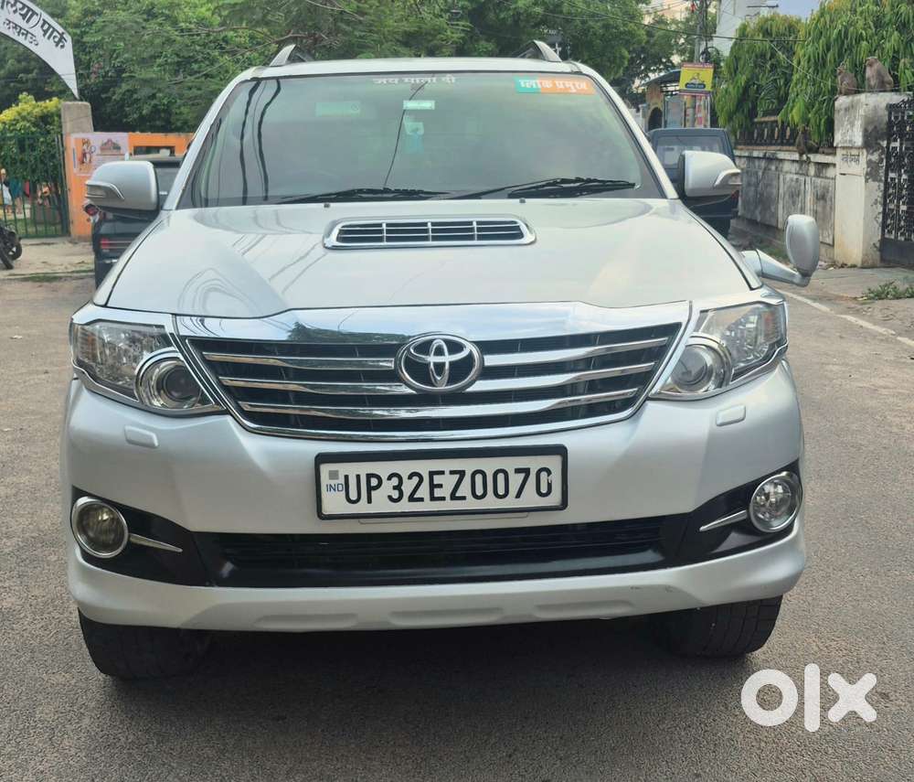 Toyota Fortuner 3.0 4x4 Manual, 2013, Diesel