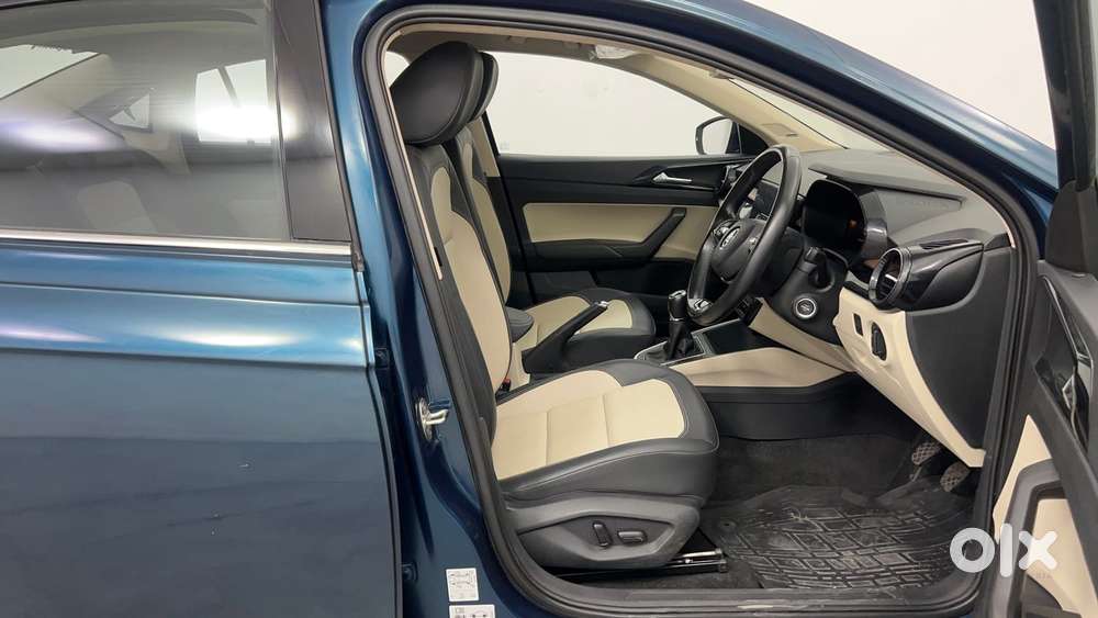 Skoda Slavia Style 1.0l Tsi Mt, 2024, Petrol