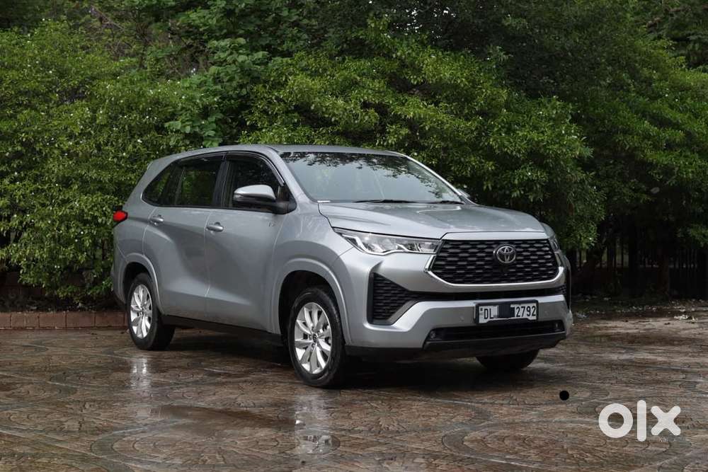 Toyota Innova Hycross 2.0 Vx (o) Hybrid 7 Str, 2026, Cng & Hybrids