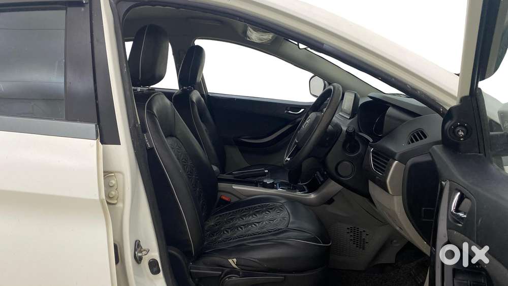 Tata Nexon 1.2 Revotron Xza Plus, 2019, Petrol