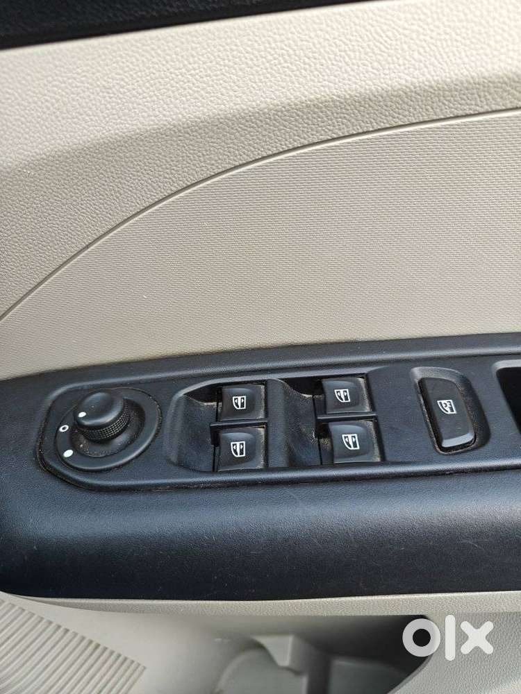 Renault Triber Rxt, 2019, Petrol