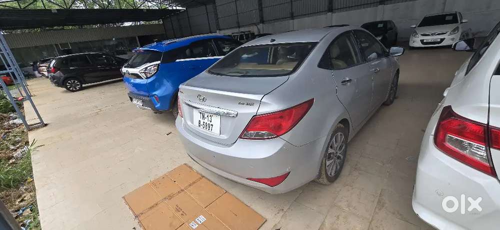 Hyundai Fluidic Verna 2015 Petrol 88000 Km Driven