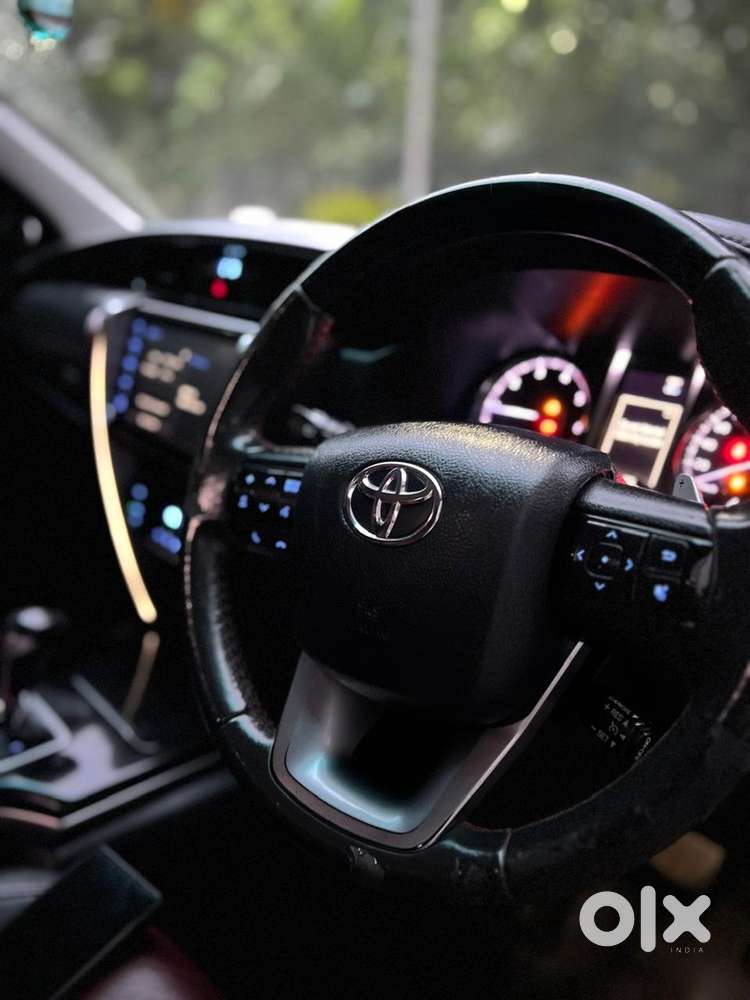 Toyota Fortuner Legender 2.8 4x4 Diesel Automatic 2023