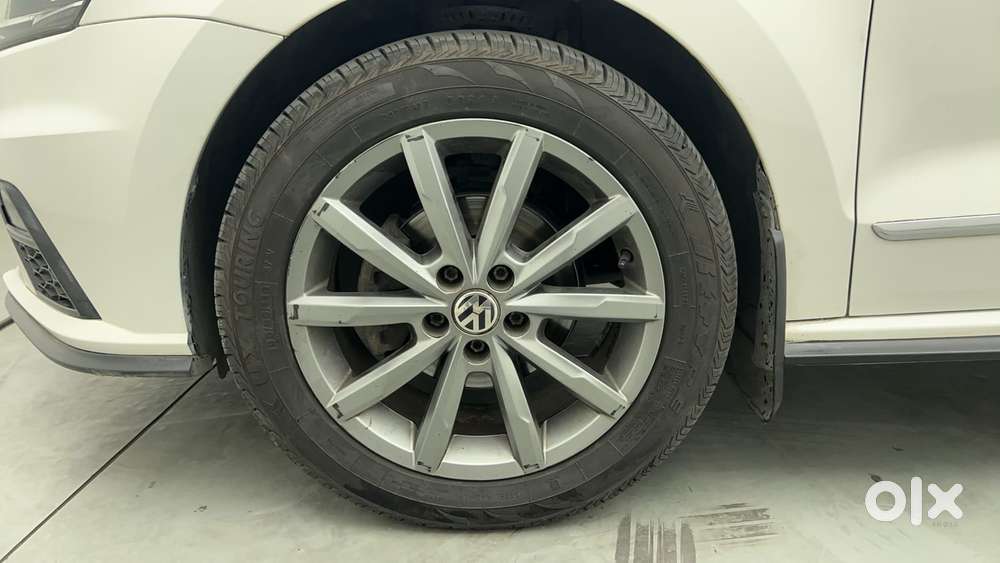 Volkswagen Vento 1.6 Highline, 2020, Petrol