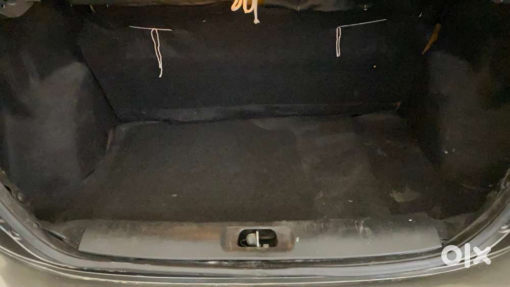 Maruti Suzuki Swift Dzire 1.2 Lxi (o), 2016, Petrol