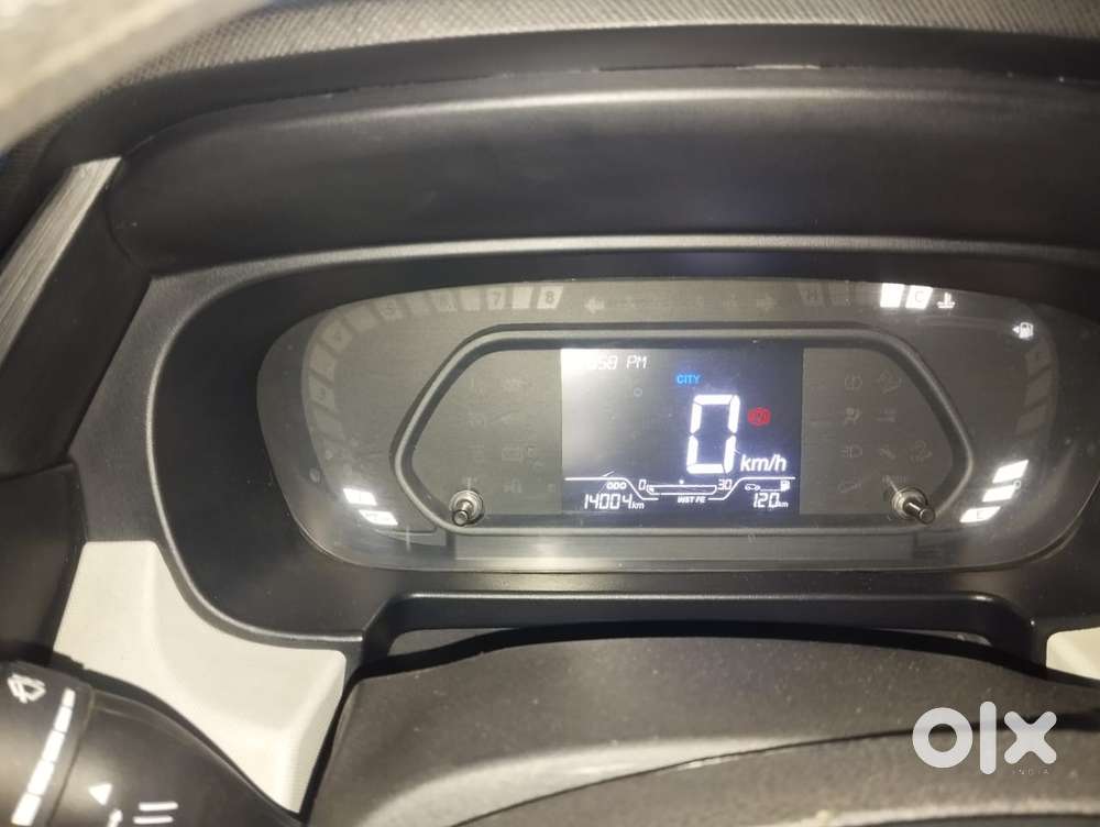 Tata Punch Accomplished, 2024, Petrol