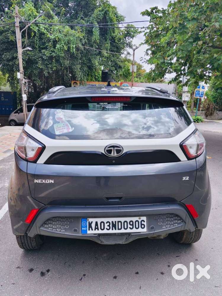 Tata Nexon 1.2 Revotron Xz Plus Dual Tone, 2018, Petrol