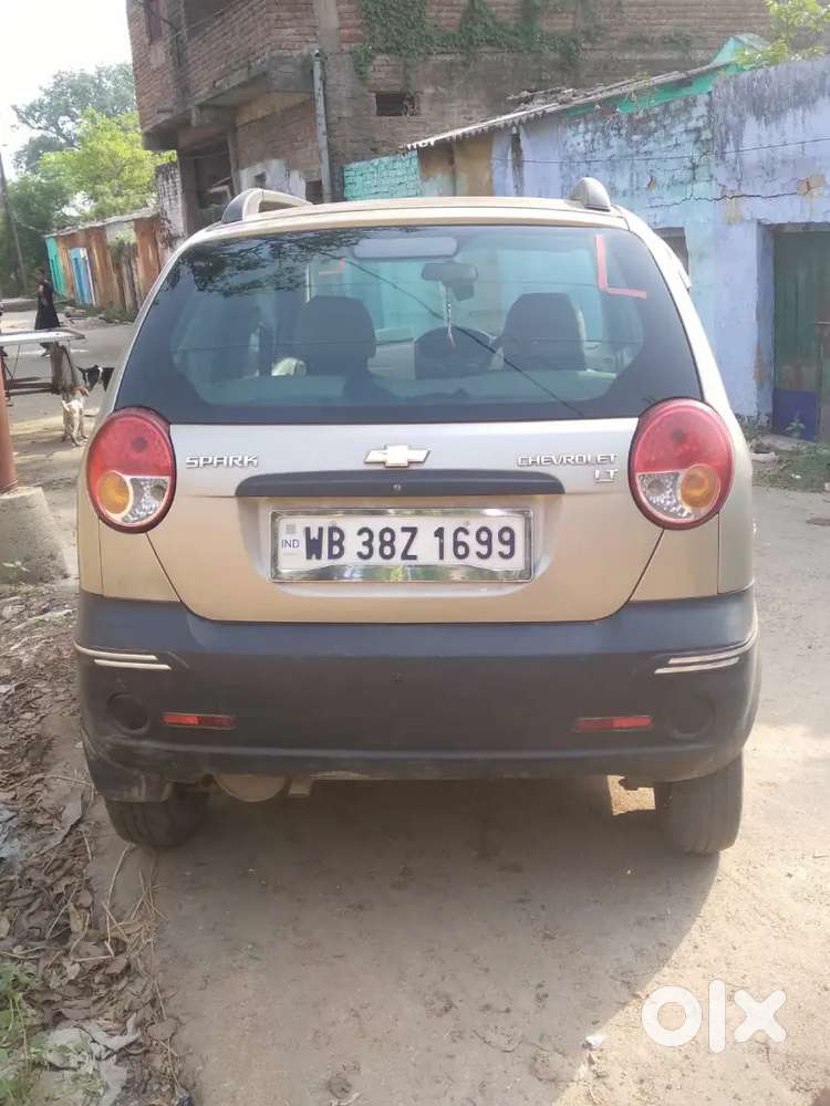 Chevrolet Spark 2010 Petrol 32000 Km Driven