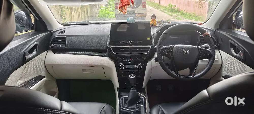 Mahindra Xuv 3xo 2025