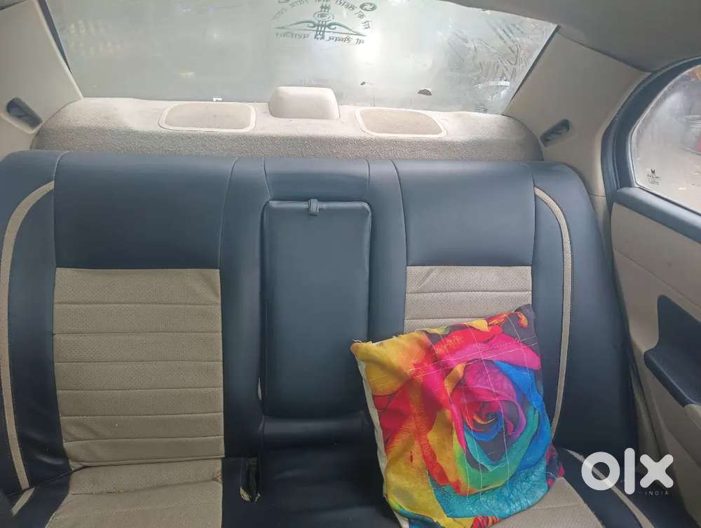 Maruti Suzuki Dzire 1.2 Vxi 2013