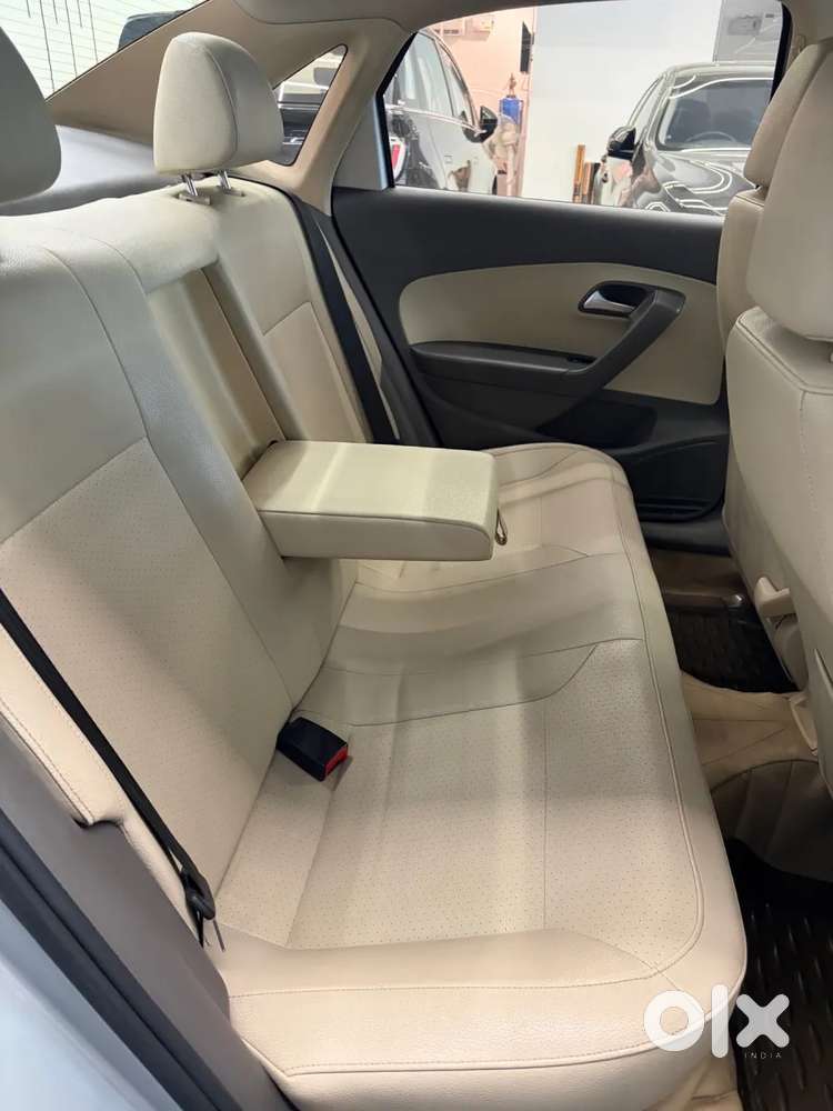 Volkswagen Vento Ipl Ii Petrol Highline At, 2013, Petrol
