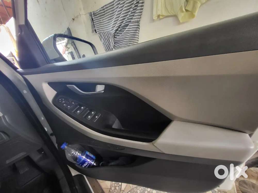 Sx Model With Panroamic Sunroof