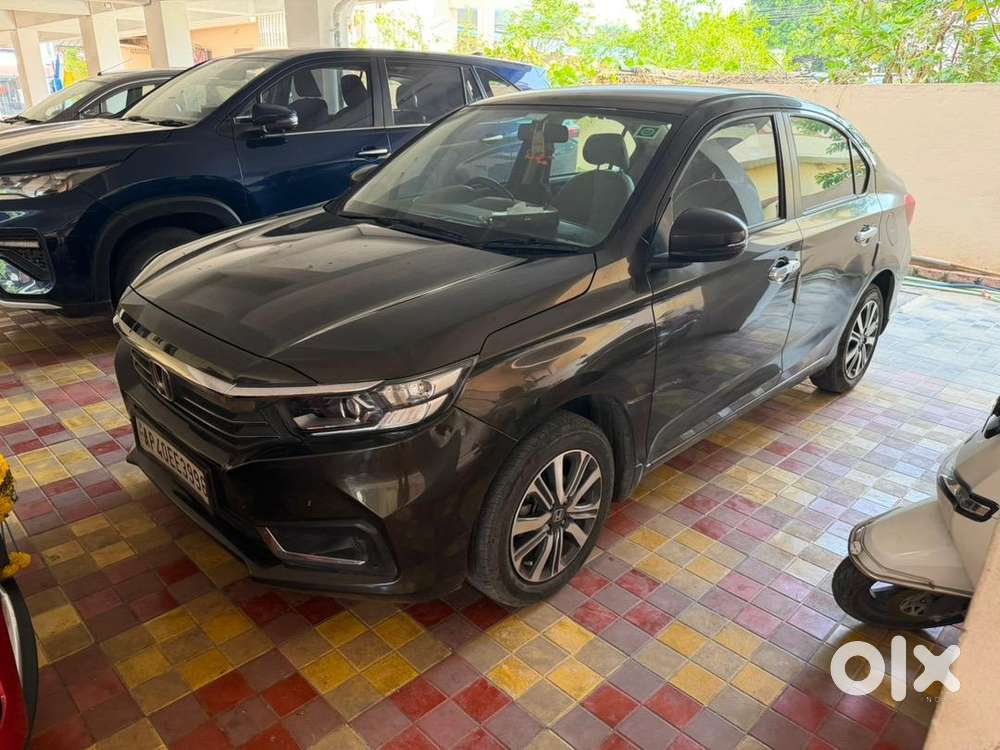Honda Amaze 2nd Gen 2025 Petrol Well Maintained