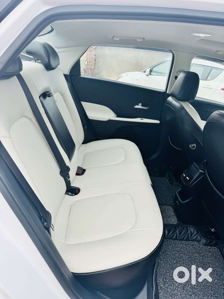 Hyundai Verna 1.5 Sx Petrol Mt, 2024, Petrol