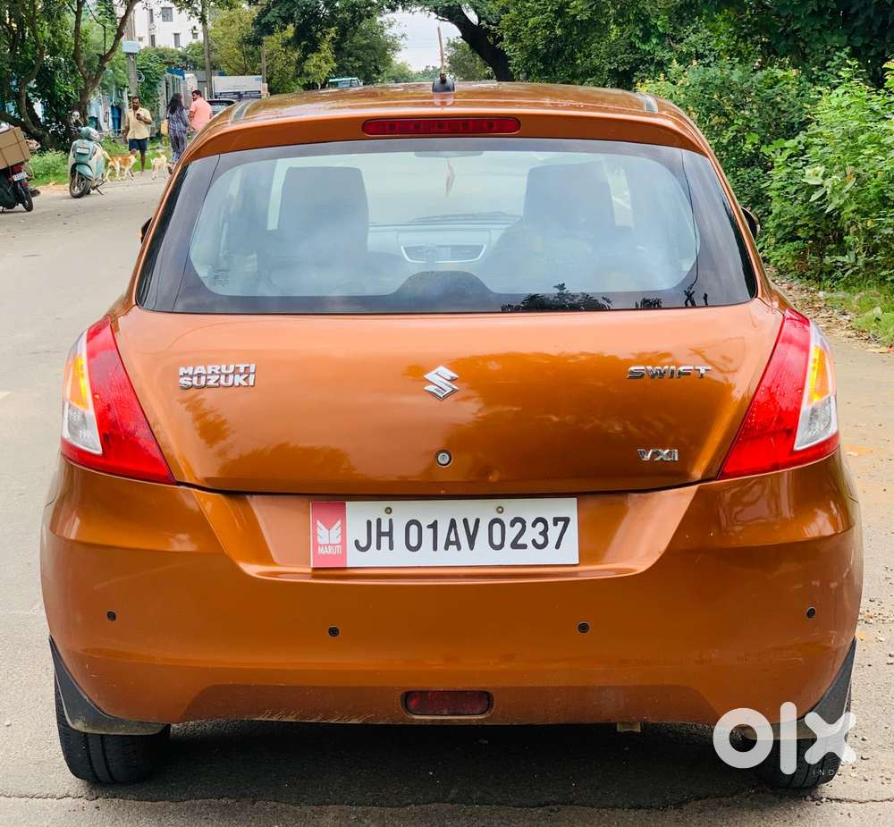 Maruti Suzuki Swift Vxi Optional, 2012, Petrol