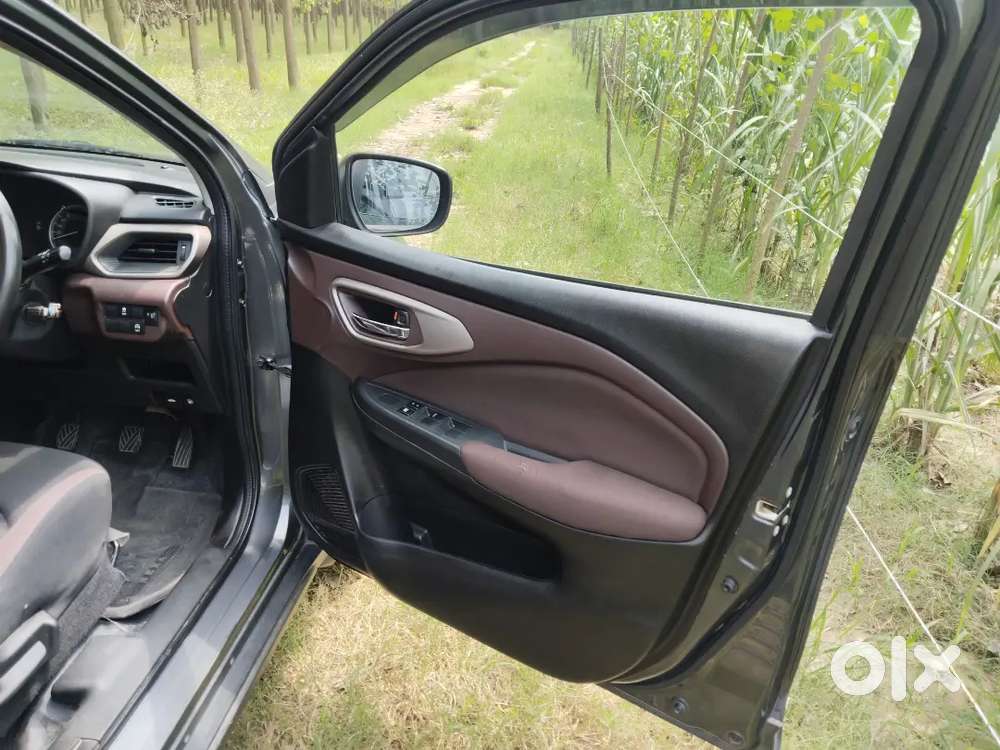 Maruti Suzuki Fronx Sigma 2024 Petrol