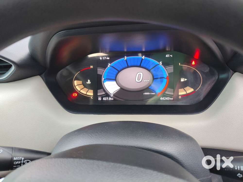 Nissan Magnite 1.0 Xv, 2022, Petrol
