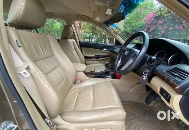 Honda Accord 2.4 Manual, 2010, Petrol