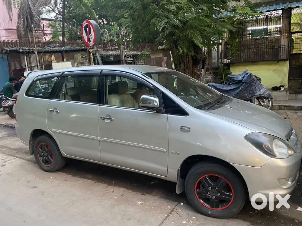 Toyota Innova 2008 Km Driven