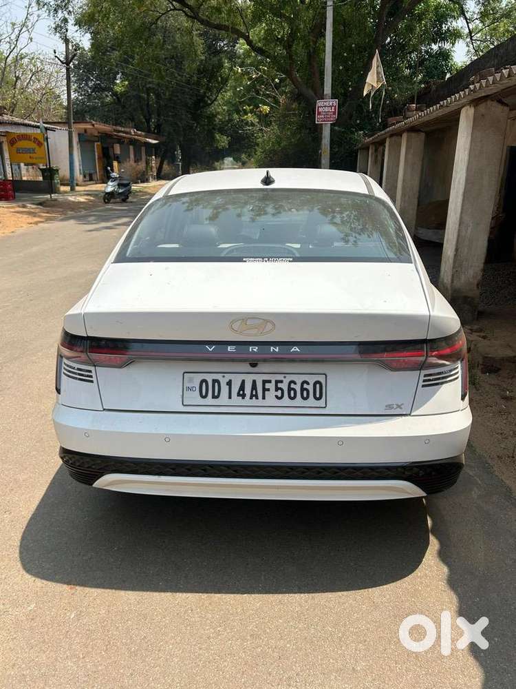 Hyundai New Verna 2024 Petrol 25000 Km Driven
