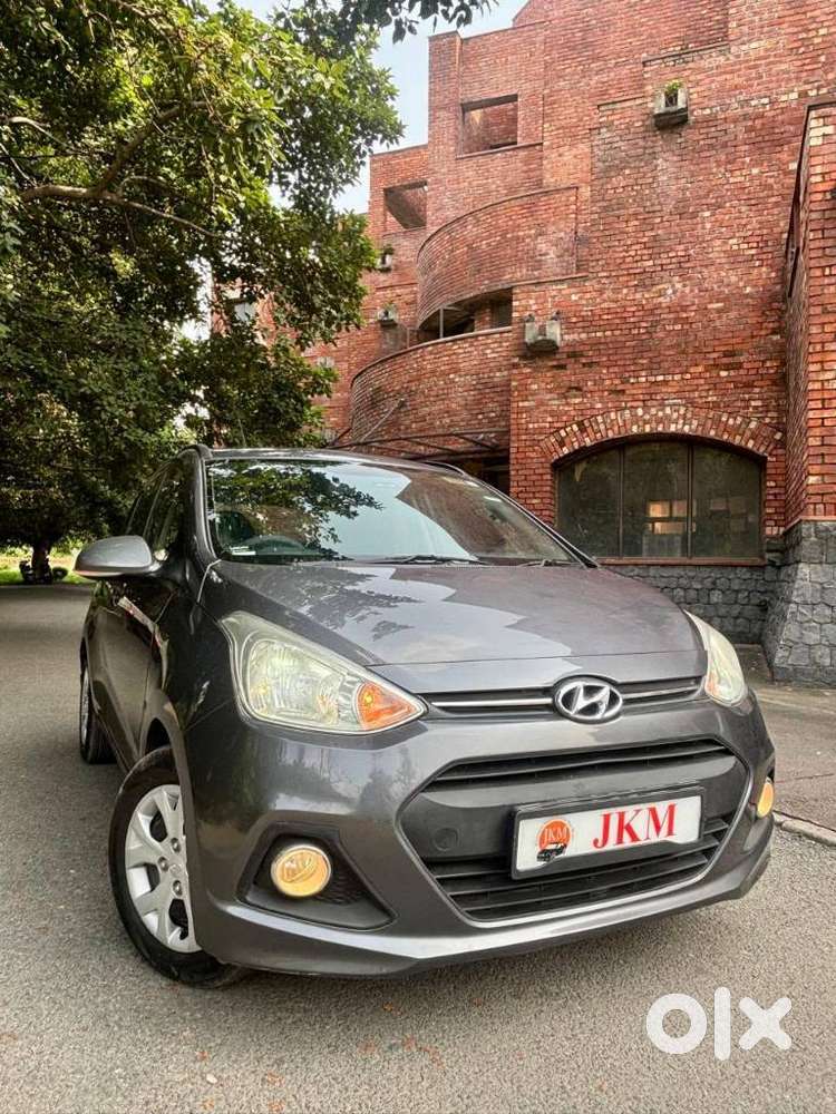 Hyundai Grand I10 Sportz, 2016, Petrol