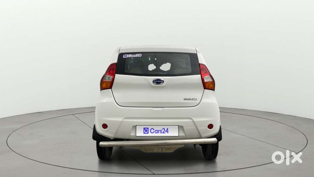 Datsun Redigo T Option, 2016, Petrol