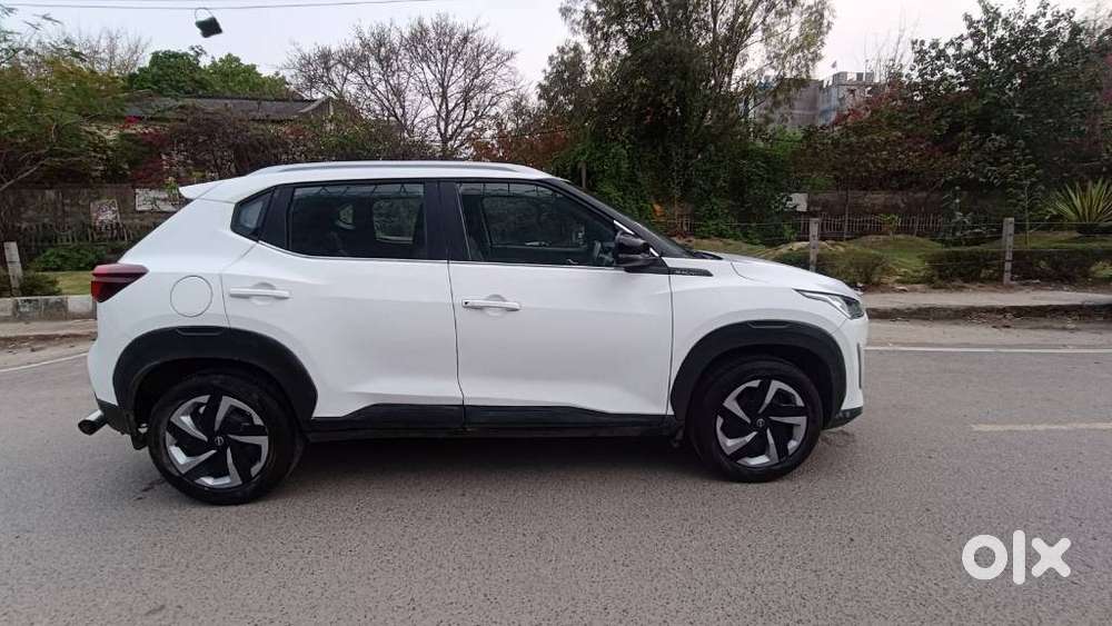 Nissan Magnite 1.0 Xv Executive, 2021, Petrol