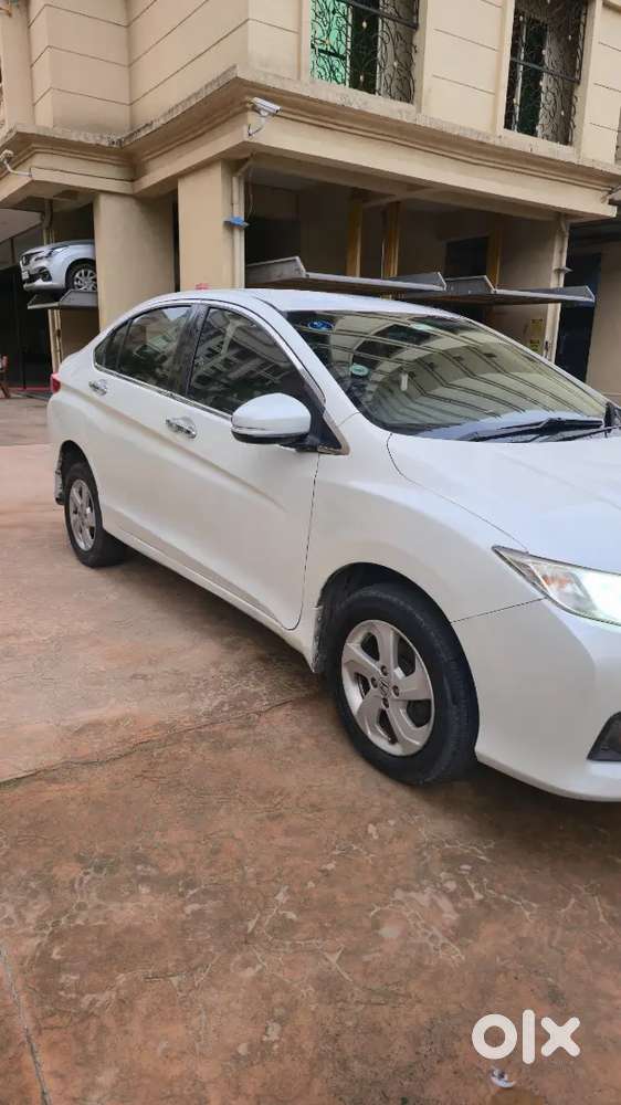 Honda City Idtec V Mt (premium Number)