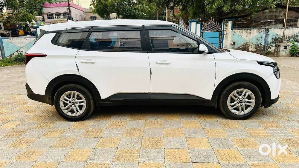 Kia Carens 1.5 Premium 7 Str, 2024, Diesel