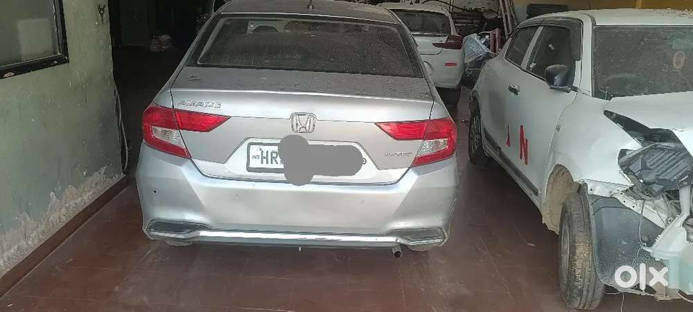 Honda Amaze  Gen 2023 Petrol Well Maintained