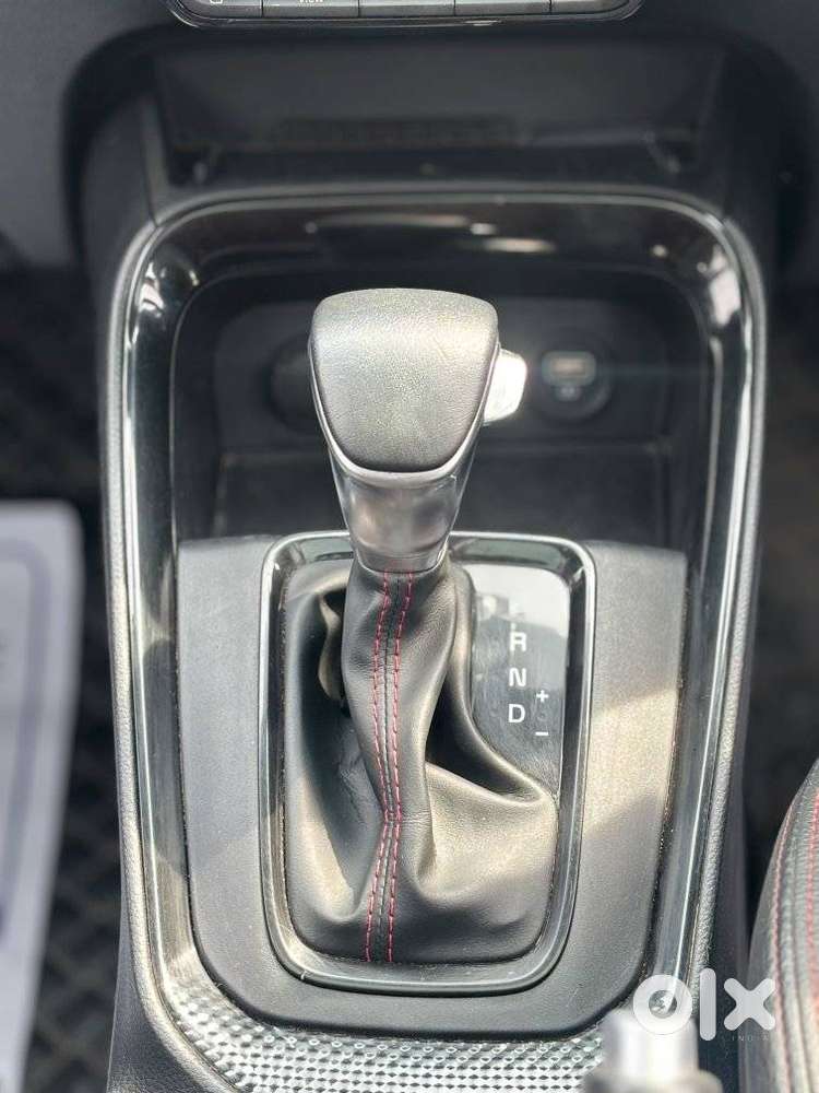 Kia Sonet Gtx Plus Turbo Dct, 2023, Petrol