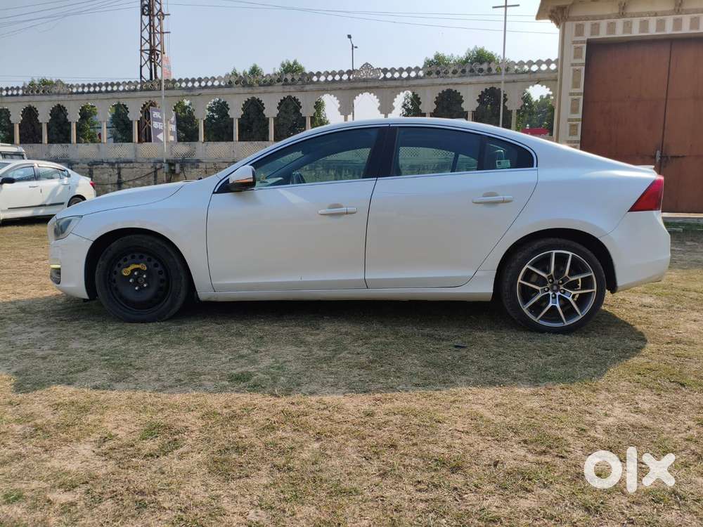 Volvo S60 D5 Kinetic, 2015, Diesel