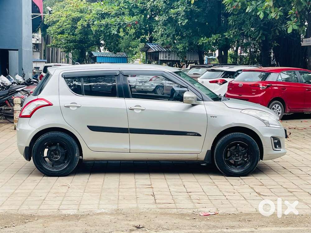 Maruti Suzuki Swift Vxi Cng, 2017, Cng & Hybrids