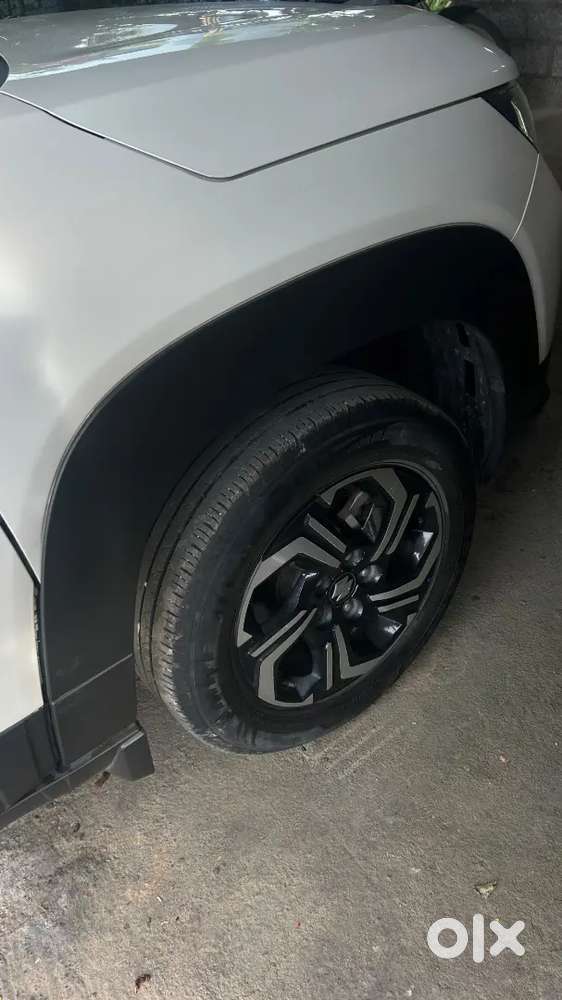 Maruti Brezza Zxi 2023 Plus