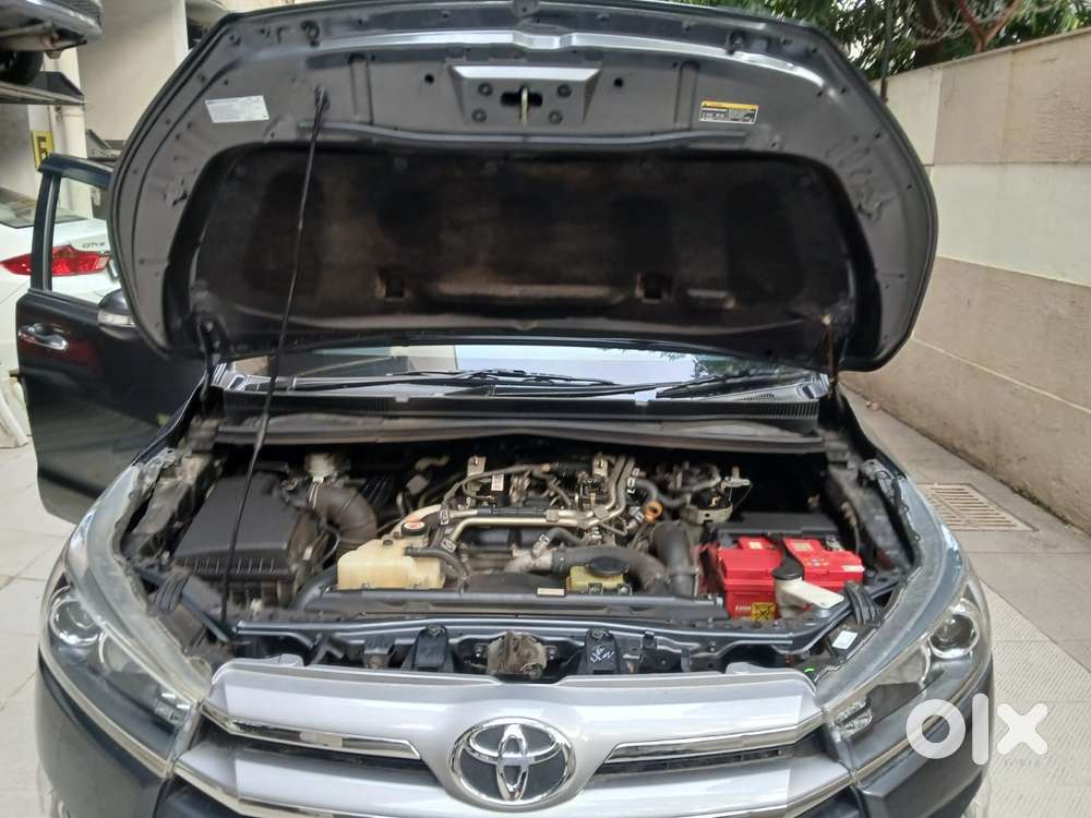 Toyota Innova Crysta 2.4 Vx Mt 8s, 2017, Diesel
