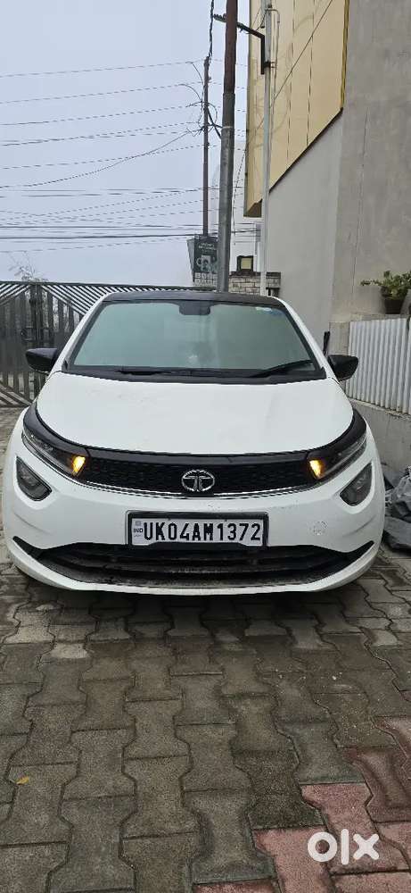 Tata Altroz 2023 Petrol Automatic