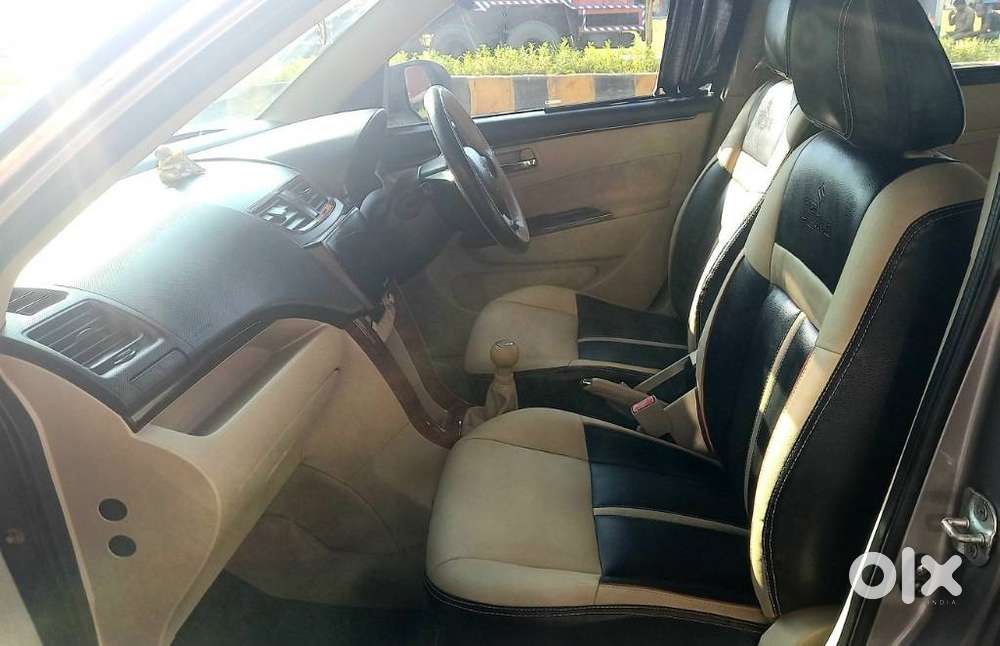 Maruti Suzuki Swift Dzire 1.2 Zxi Bsiv, 2013, Petrol