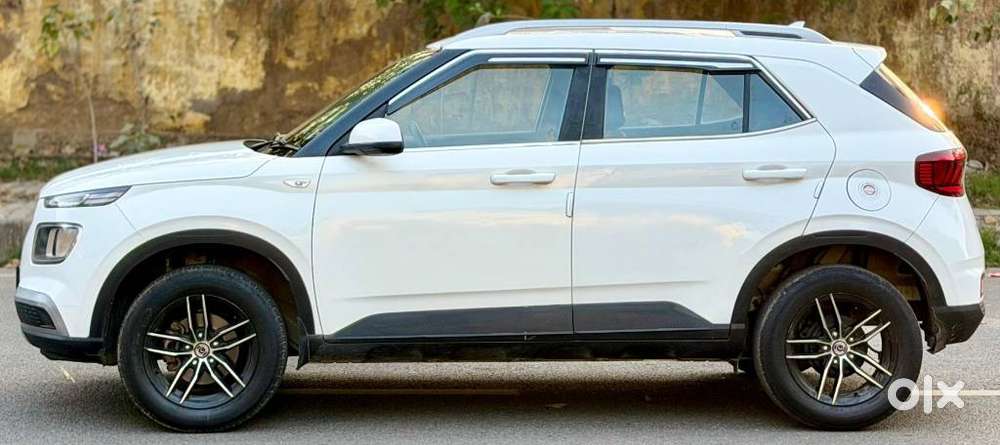 Hyundai Venue Sx Mt, 2020, Petrol