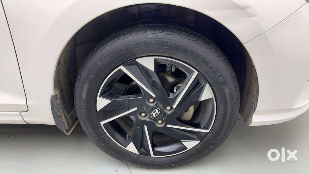 Hyundai Verna 1.5 Sx (o) Vtvt Ivt, 2021, Petrol