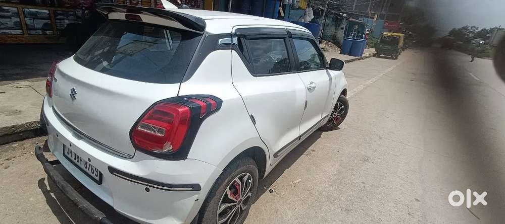 Maruti Suzuki Swift Vxi 2018