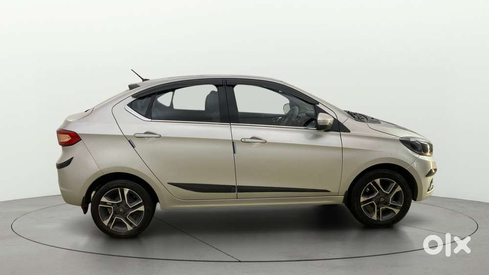 Tata Tigor Xza, 2018, Petrol